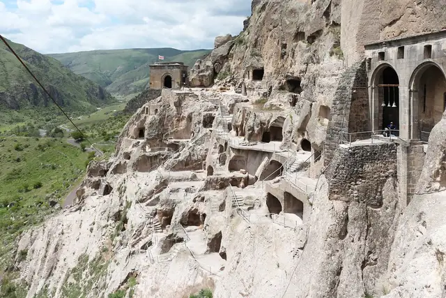 Вардзиа